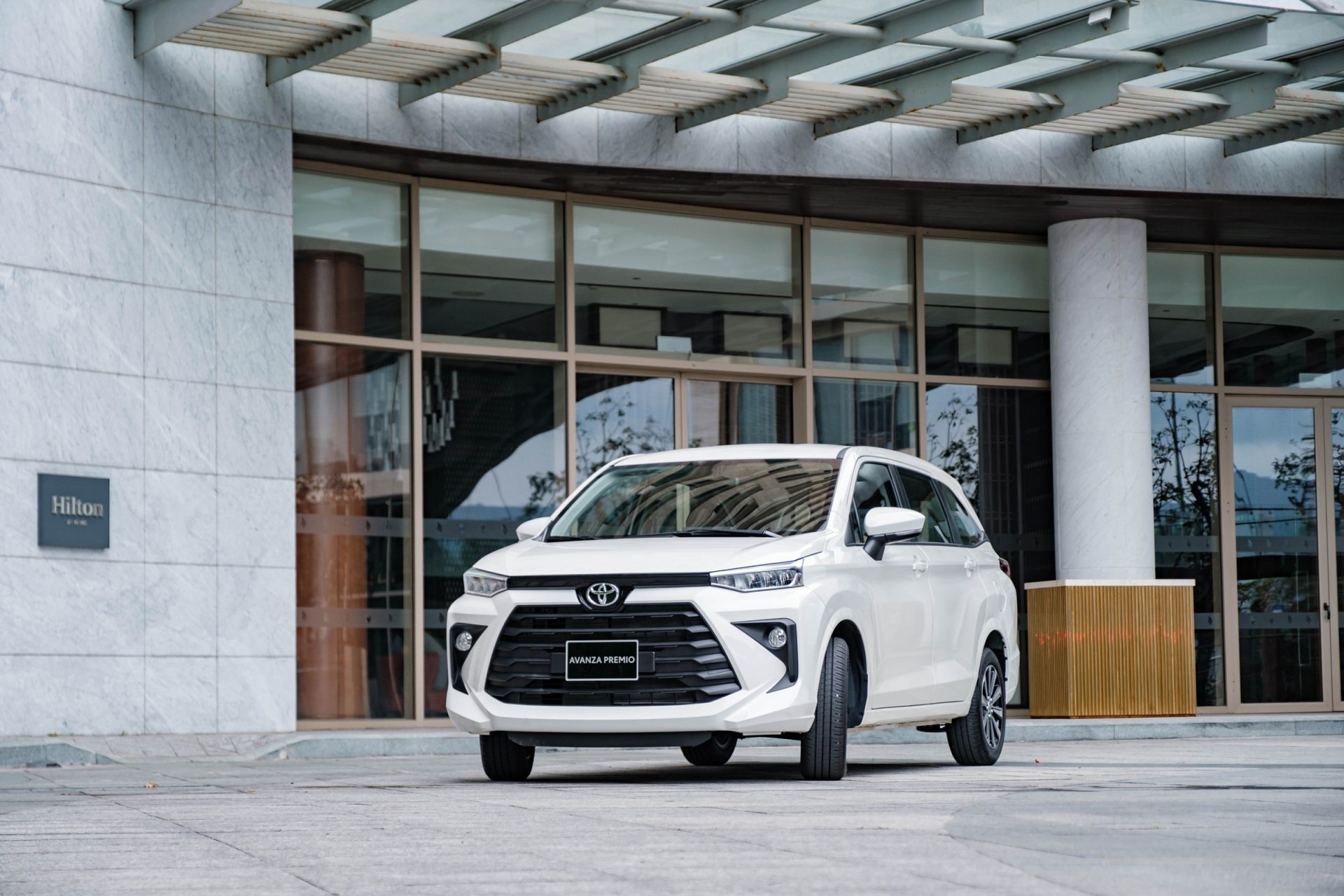 Xe 7 chỗ Avanza Premio mới