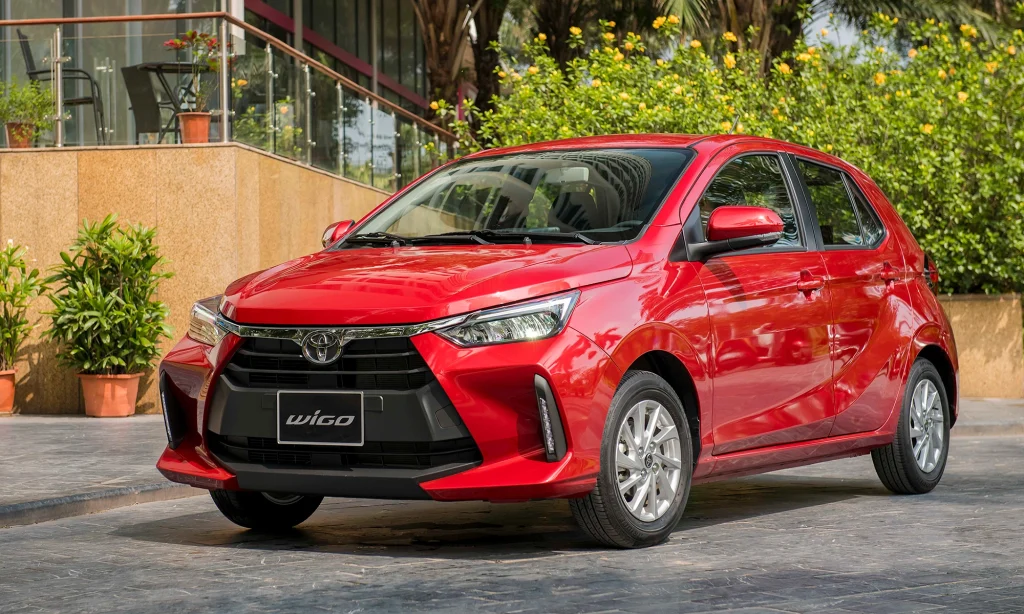 Toyota Wigo 2024 đỏ
