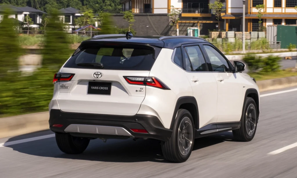 đuôi xe Toyota Yaris Cross 2024 