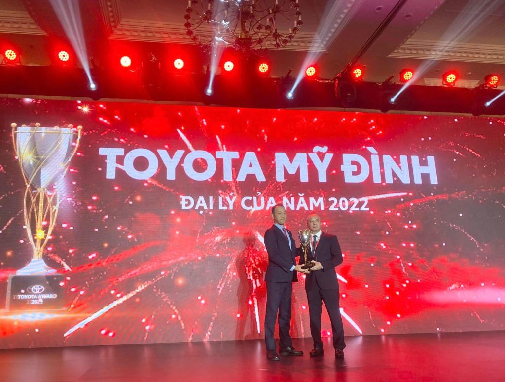 TOYOTA MỸ ĐÌNH TỰ HÀO GIỮ VỮNG VỊ THẾ ĐẠI LÝ SỐ 1 TOÀN QUỐC năm 2022 