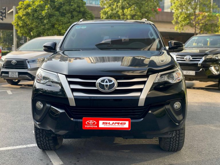 TOYOTA FORTUNER 2.4G MT 2018