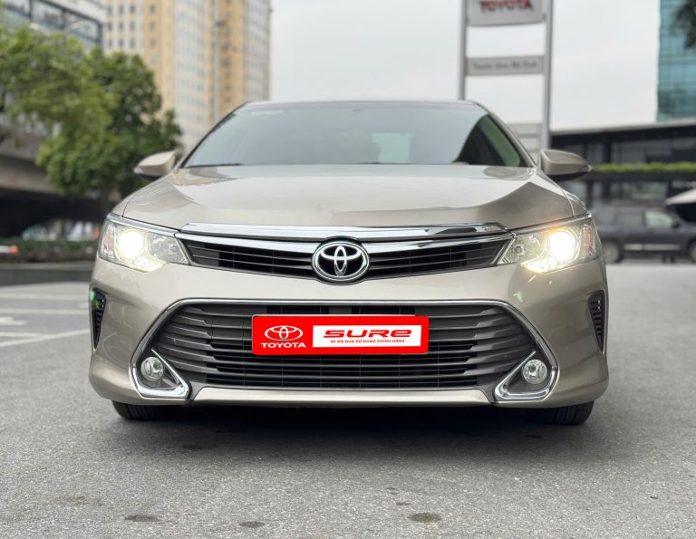 Camry 2.0E 2016