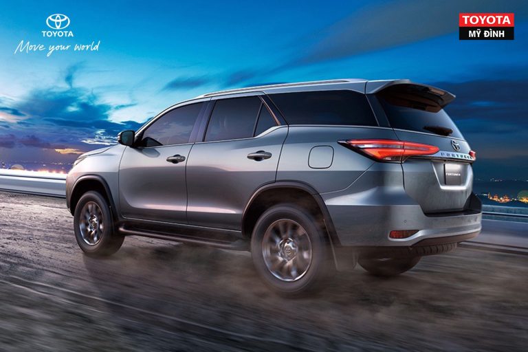 Đánh giá thực tế Toyota Fortuner 2022 bản 2.7L nhập khẩu dành cho gia đình