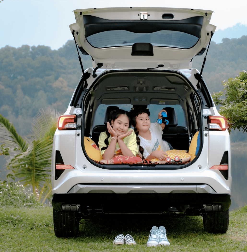 khoang hành lý toyota Veloz 2023