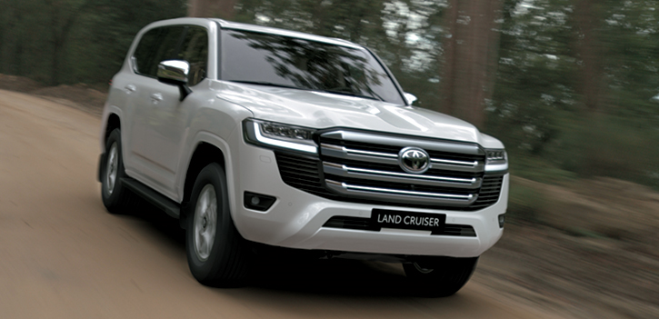 Giải Mã Sức Hút Và Bảng Giá Các Dòng Xe 7 Chỗ Toyota Phục Vụ Gia Đình & Doanh Nghiệp