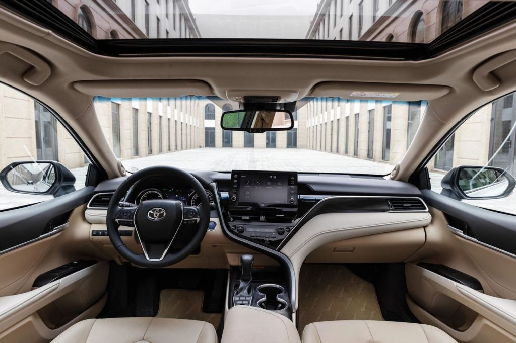 nội thất Toyota Camry 2024