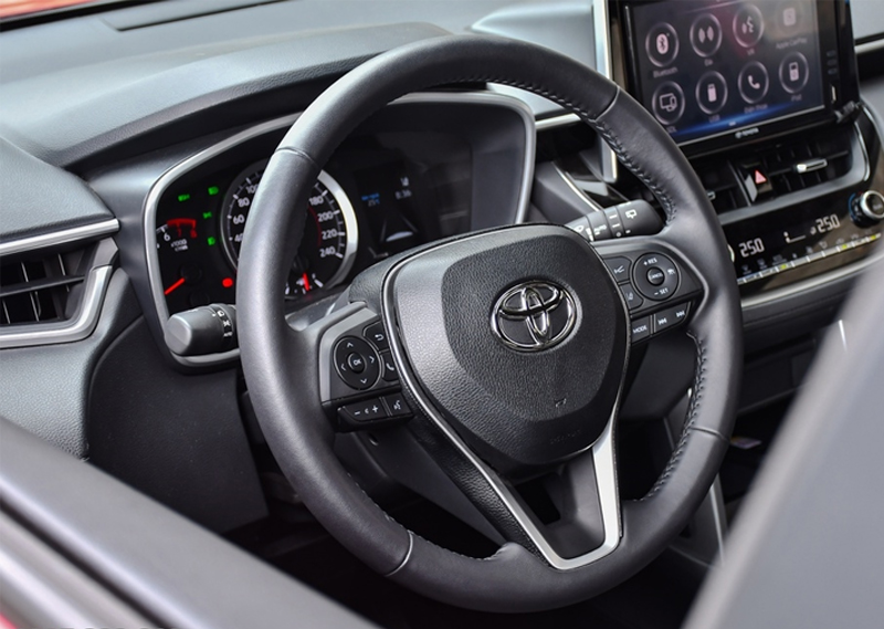 vô lăng xe Toyota Cross 1.8G