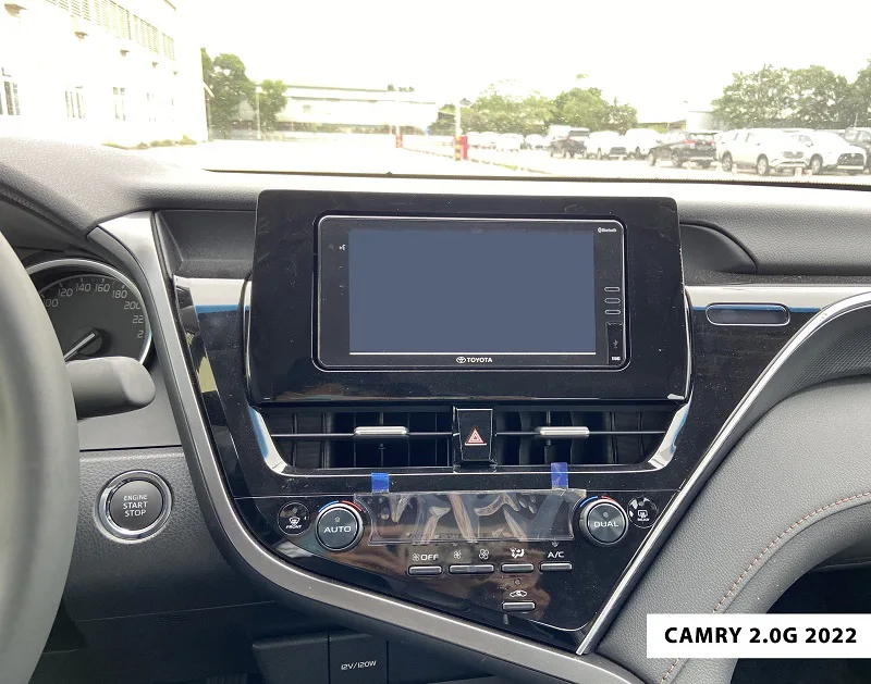 màn hình giải trí Toyota Camry 2.0G 2022