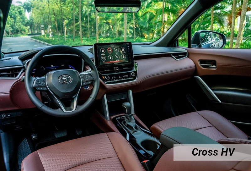 nội thất màu đỏ xe Corolla Cross HV