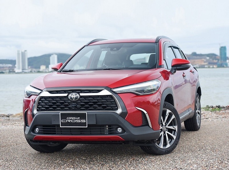 Corolla Cross V 2022 màu đỏ
