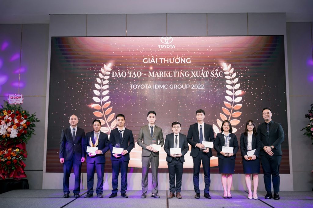Lễ tổng kết TOYOTA IDMC GROUP 2023 đào tạo MKT xuất sắc