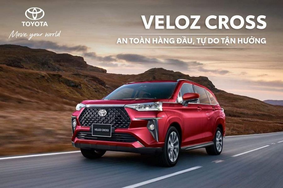 Toyota Veloz Cross 2023 màu đỏ