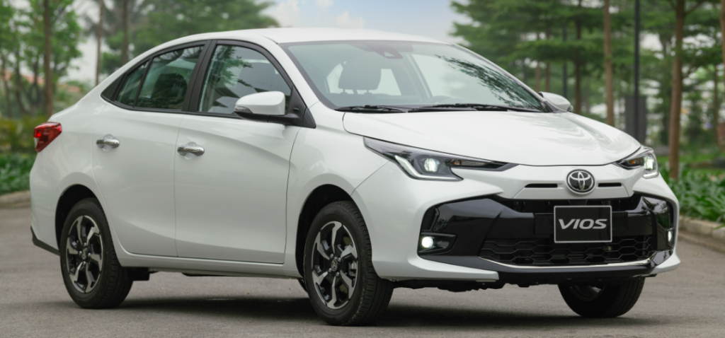 thân xe Vios 2025 màu trắng