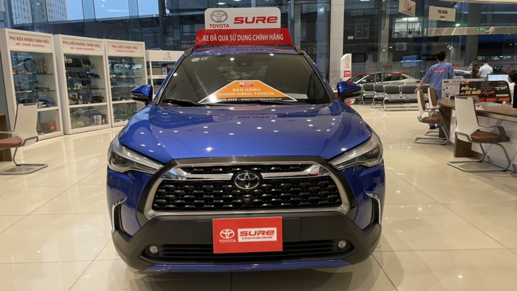Toyota Corolla Cross 1.8V 2020 màu xanh